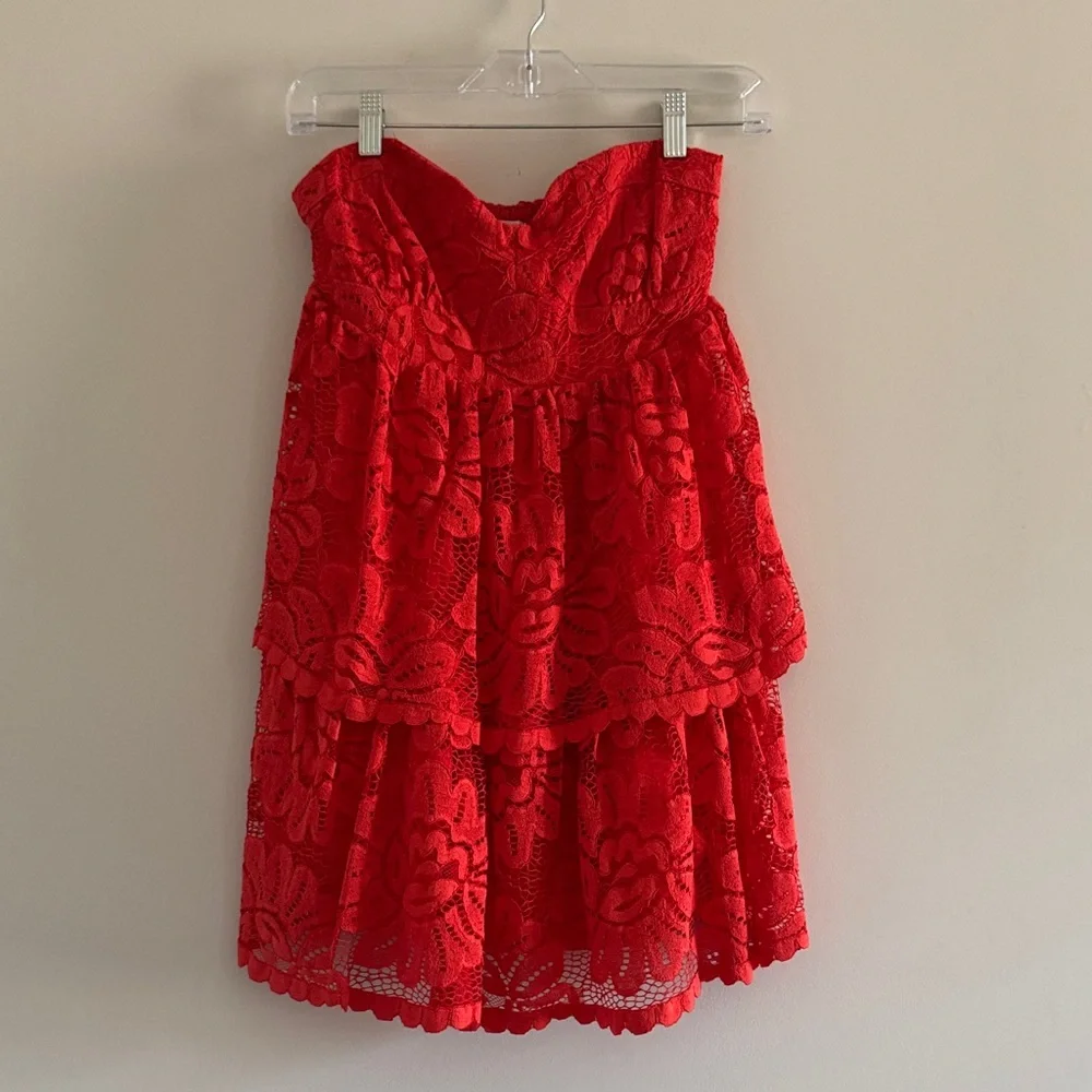 NWT Maeve Anthropologie Strapless Red Lace Tiered Mini Dress Size Small - Picture 4 of 15
